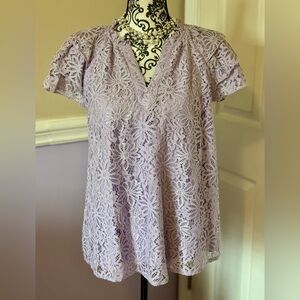 NWT* Nanette- lace, Lavender V-Neck Women's Top, size small